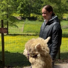 Julia, Babysitter in Kelkheim (Taunus)
