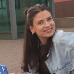 Laurina, Babysitter in Heidelberg