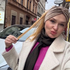 Anna, Babysitter in Stuttgart
