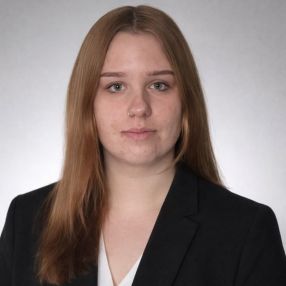 Gina, Babysitter in Lemgo