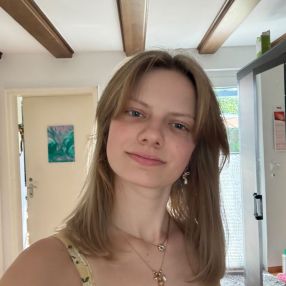 Charleen, Babysitter in Ettenheim