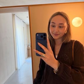 Ella, Babysitter in Hohenbrunn