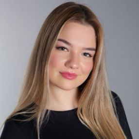 Miriam Amalia Alienor, Babysitter in Erfurt
