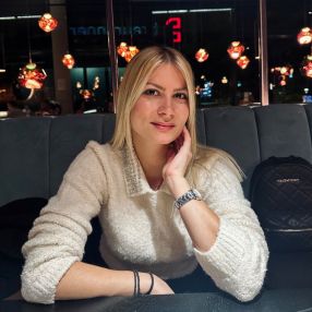 Maria, Babysitter in Stuttgart