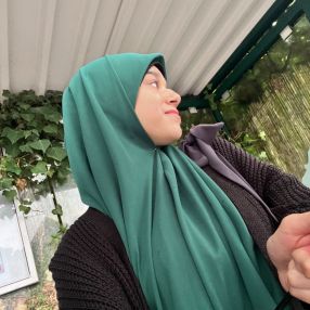 Shabeen, Babysitter in Haan