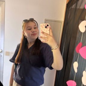 Darja, Babysitter in Illingen