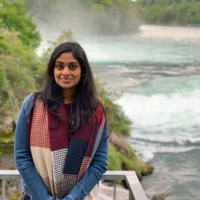 Sinthu, Babysitter in Oberhausen