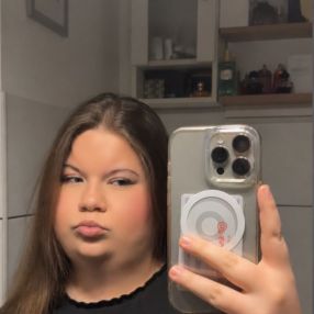 Joy, Babysitter in Düsseldorf