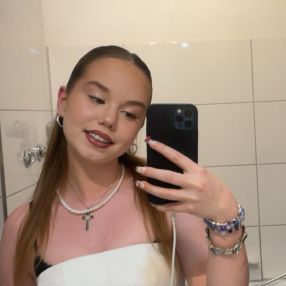 Alyssa, Babysitter in Friedberg