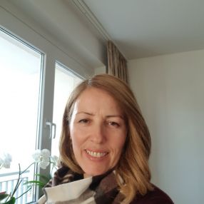 Manushaqe, Babysitter in Magdeburg