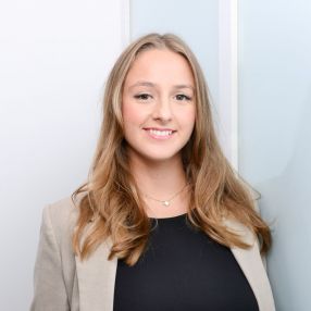 Alexandra, Babysitter in Kassel