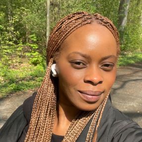 Fatou, Babysitter in Dortmund