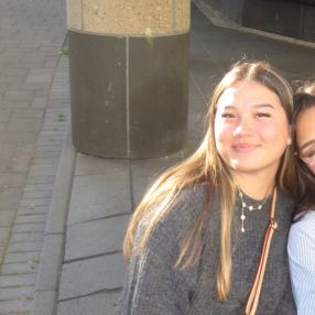 Melina, Babysitter in Schönefeld
