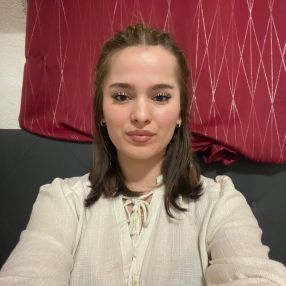 Besjana, Babysitter in Dettingen an der Erms