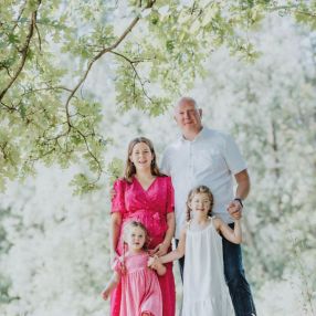Alexandra, Family in Essen