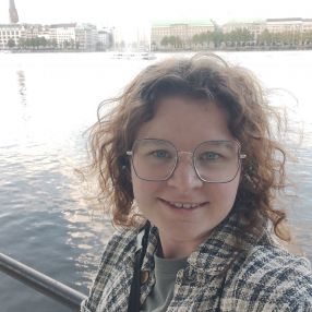 Bianca, Babysitter in Stuttgart