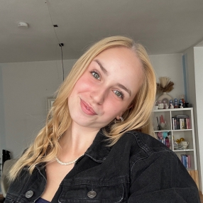 Lea, Babysitter in Köln