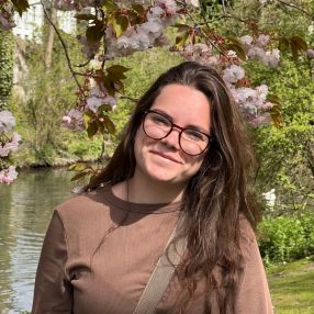 Alina, Babysitter in Marburg