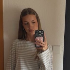 Charlotte, Babysitter in Boppard