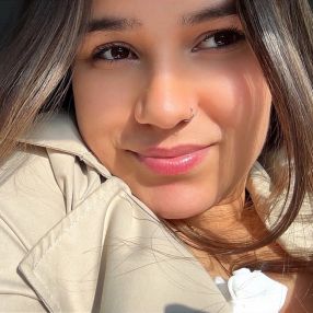 Alba, Babysitter in Kerpen
