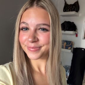 Josefine, Babysitter in Ludwigsfelde