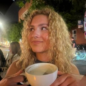 Sofia, Babysitter in Pullach im Isartal