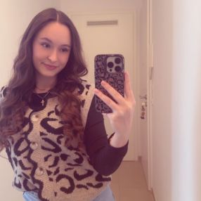 Angelika, Babysitter in Haren (Ems)