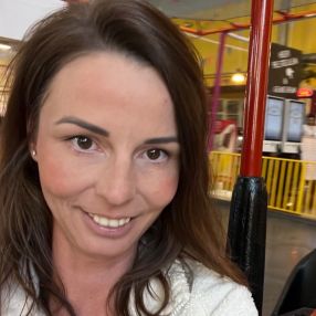 Janine, Babysitter in Lohmar