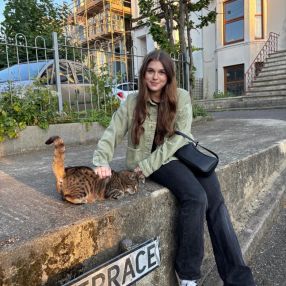 Jasmin, Babysitter in Germering
