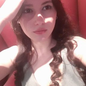 Hajar, Babysitter in Essen