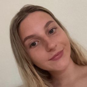 Zoe, Babysitter in Düsseldorf
