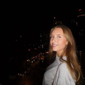 Leonie, Babysitter in Wächtersbach