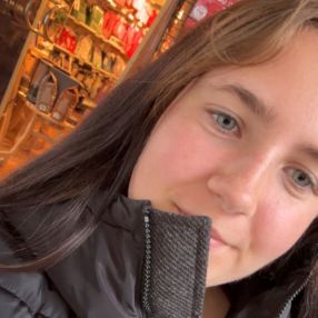 Paula, Babysitter in Lohfelden