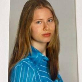 Anna, Babysitter in Dessau-Roßlau