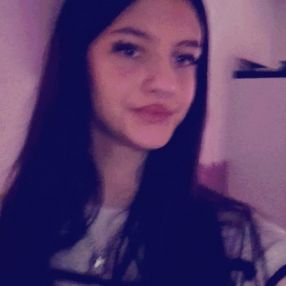 Mia, Babysitter in Werne