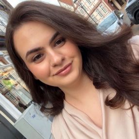 Noura, Babysitter in Hambühren