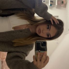Leni, Babysitter in Mössingen