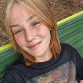 Karoline, Babysitter in Altenburg