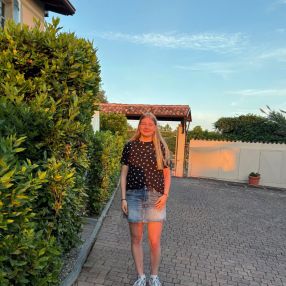 Mila, Babysitter in Achern