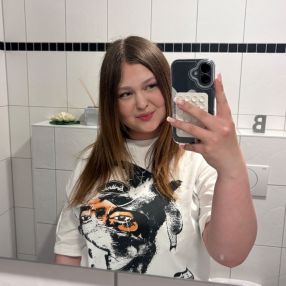 Elizabeth, Babysitter in Neu Wulmstorf