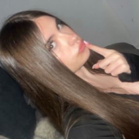 Dzelila, Babysitter in Hattingen