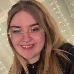 Neele-Marie, Babysitter in Oldenburg