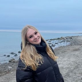 Stjarna, Babysitter in Elmshorn