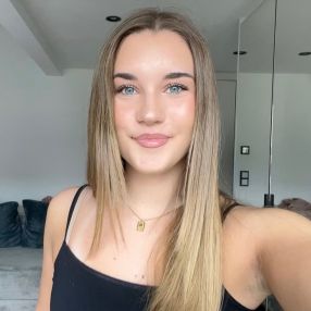 Annabelle, Babysitter in Kirchseeon