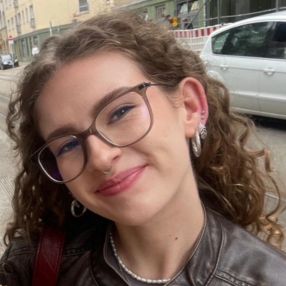 Celina, Babysitter in Jena