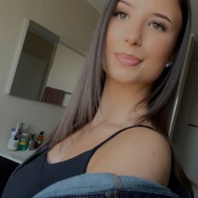 Annika, Babysitter in Meckenheim