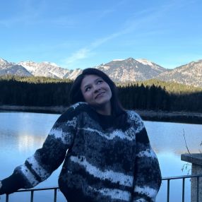 Maha, Babysitter in Remagen