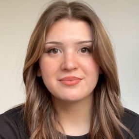 Fatima, Babysitter in Lemgo