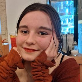 Helene, Babysitter in Viersen