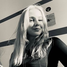 Lina, Babysitter in Bonn
